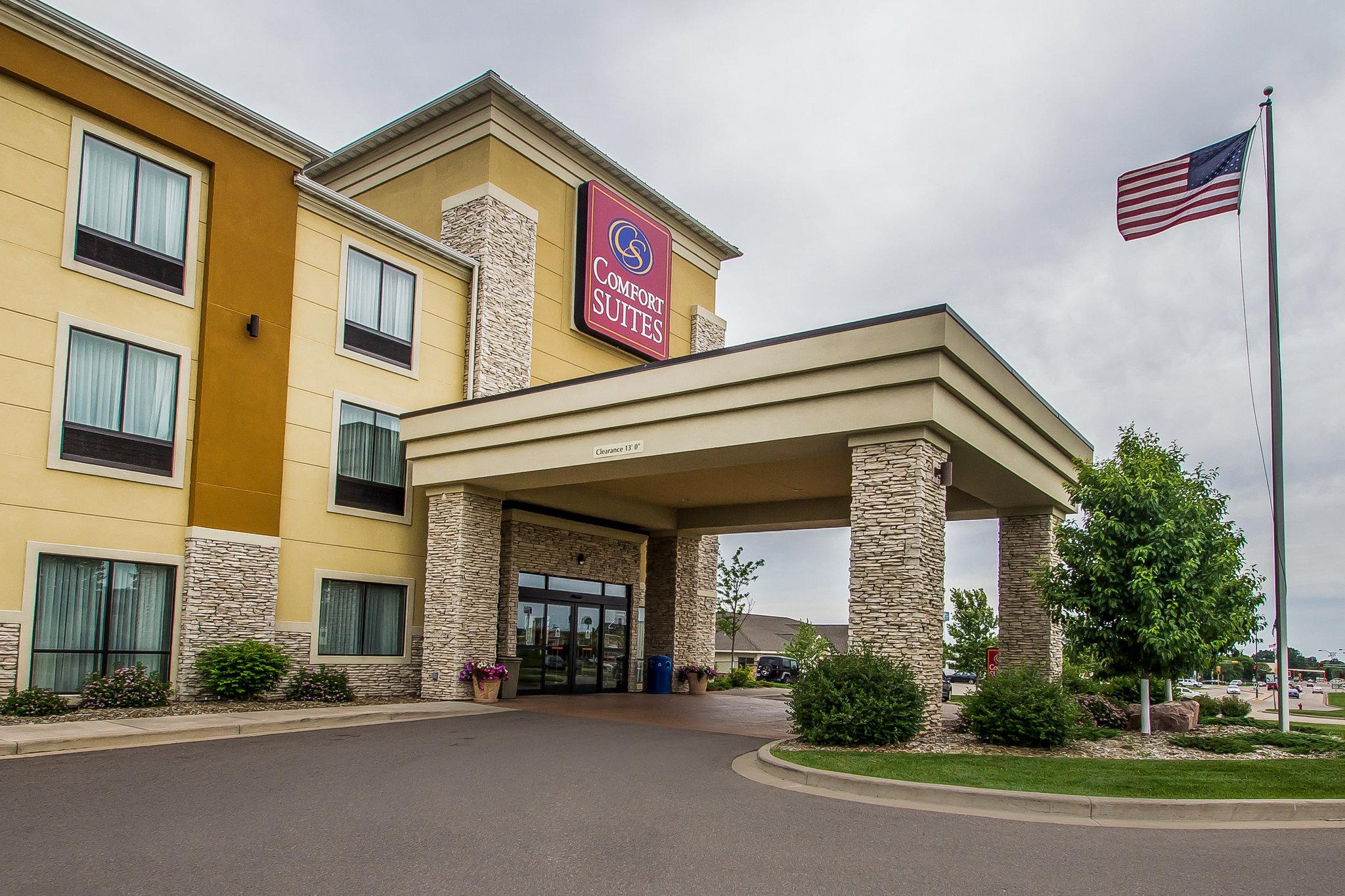 Comfort Suites Hudson I-94 Екстериор снимка